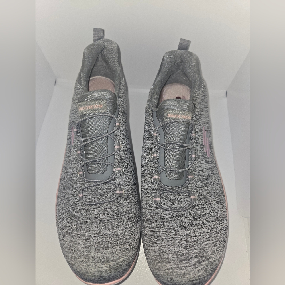 Skechers Women's Gray Athletic Shoes